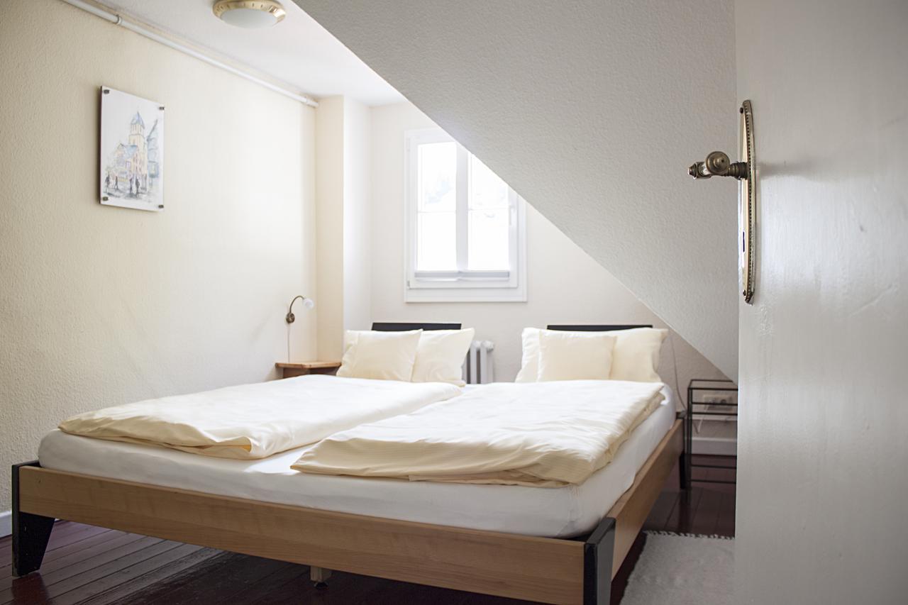 Hotel Flosdorff - Appartements Моншау Екстериор снимка