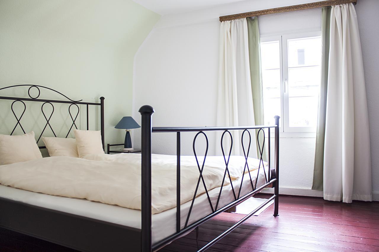 Hotel Flosdorff - Appartements Моншау Екстериор снимка
